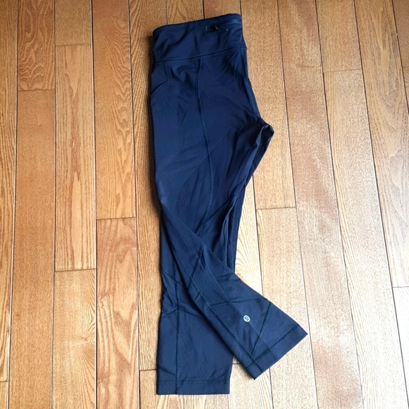 Lululemon tights - Picture 2 of 4
